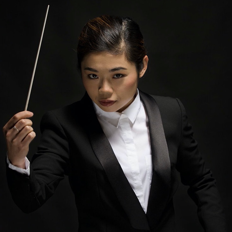 Rising Maestro Leaves That 'Woman' Thing In Stardust Of Her Ascent |  Classical Voice North America